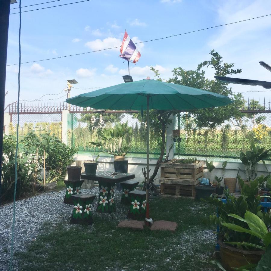 Baan Chang Guesthouse Ban Khlong Thewa Bagian luar foto